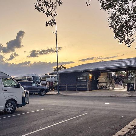 The Staging Post Motel Longreach Bagian luar foto